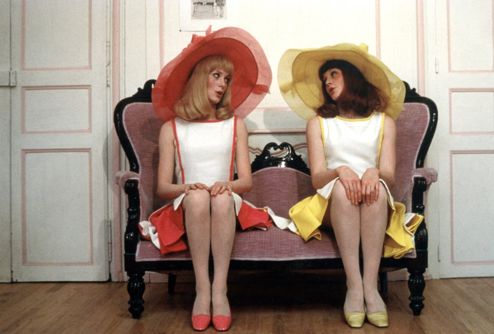 Catherine Deneuve en Françoise Dorléac in Les Demoiselles de Rochefort